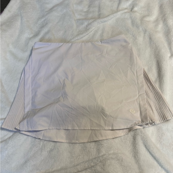 Lululemon white tennis Pleated Skirt - Picture 1 of 2
